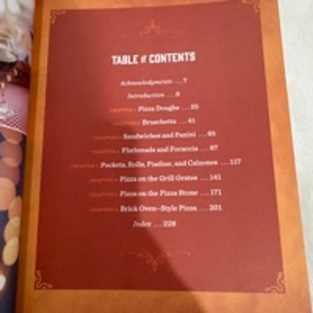 Patio Pizzeria Cookbook. Artisan pizza and flatbread’s on the grill. ￼